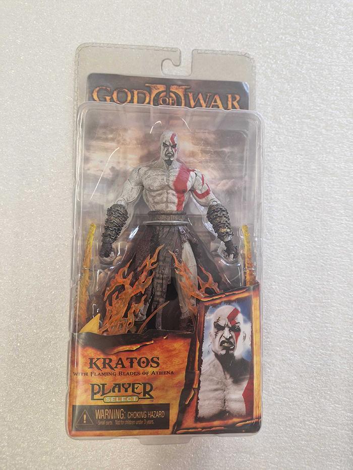 Kratos Flaming Blades of Athena NECA Player Select - Figura God of War II blister
